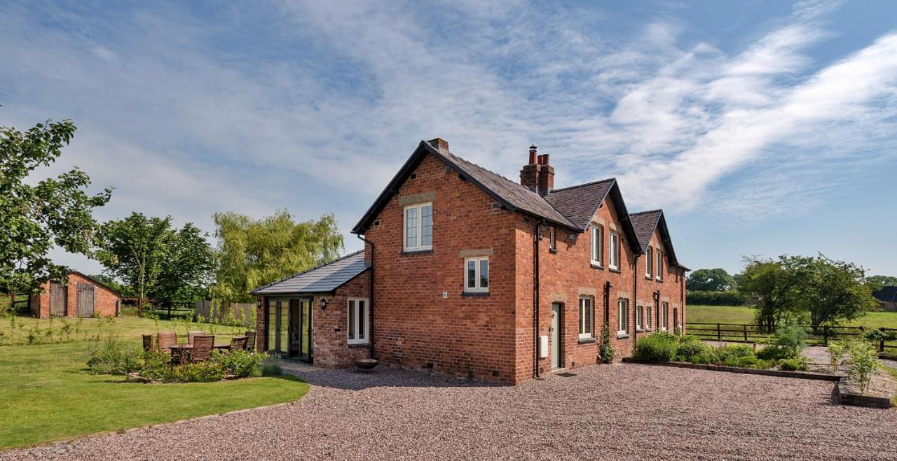 Finest Retreats - Fox And Hare Villa Shrawardine Exterior photo